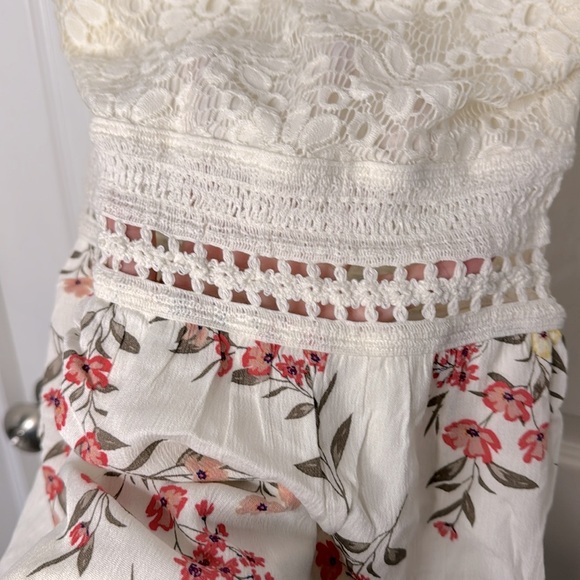 NWOT Juniors Evolutionary Halter Top Maxi Dress - Picture 7 of 9